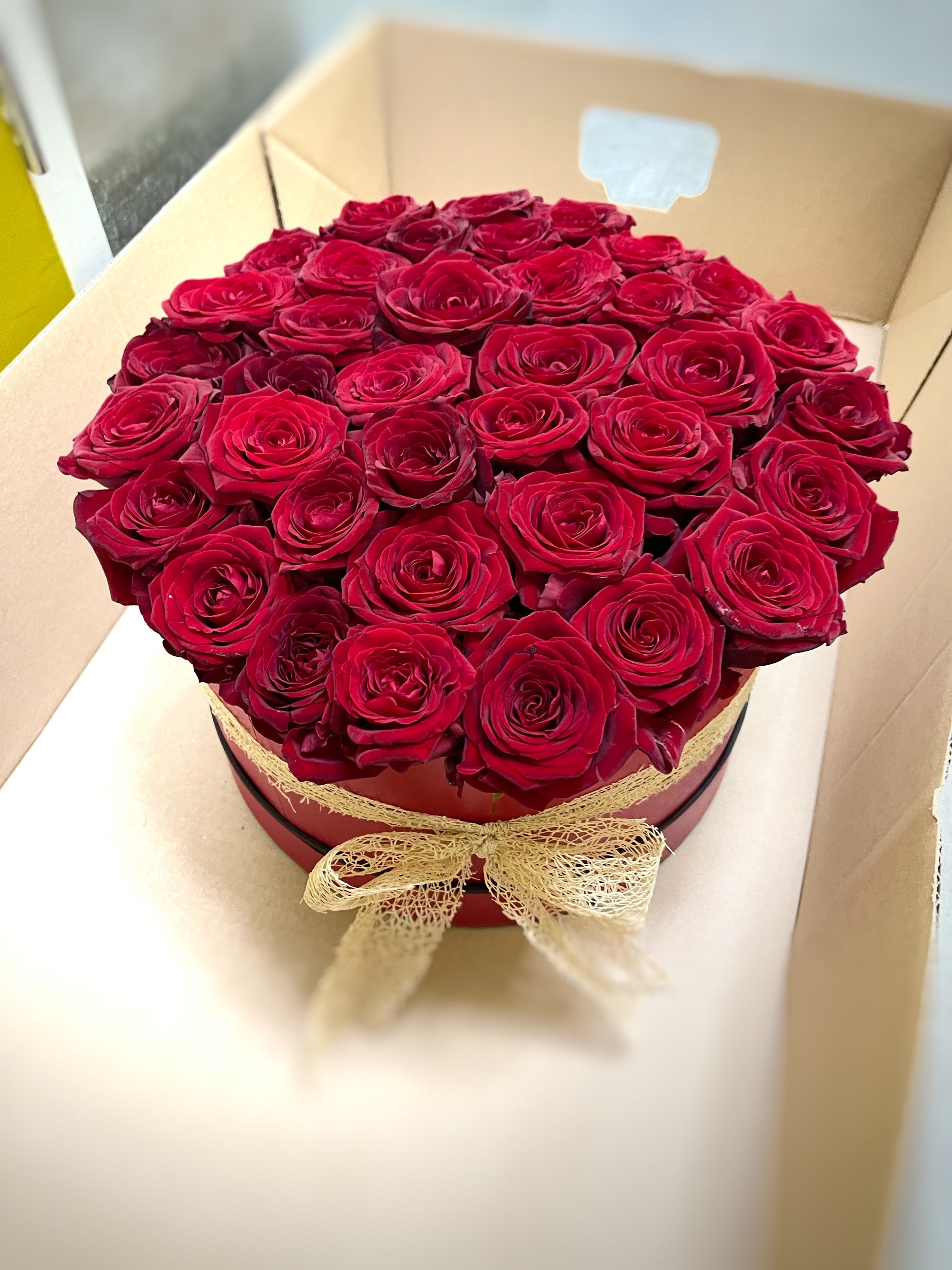 Red Rose Hat Box