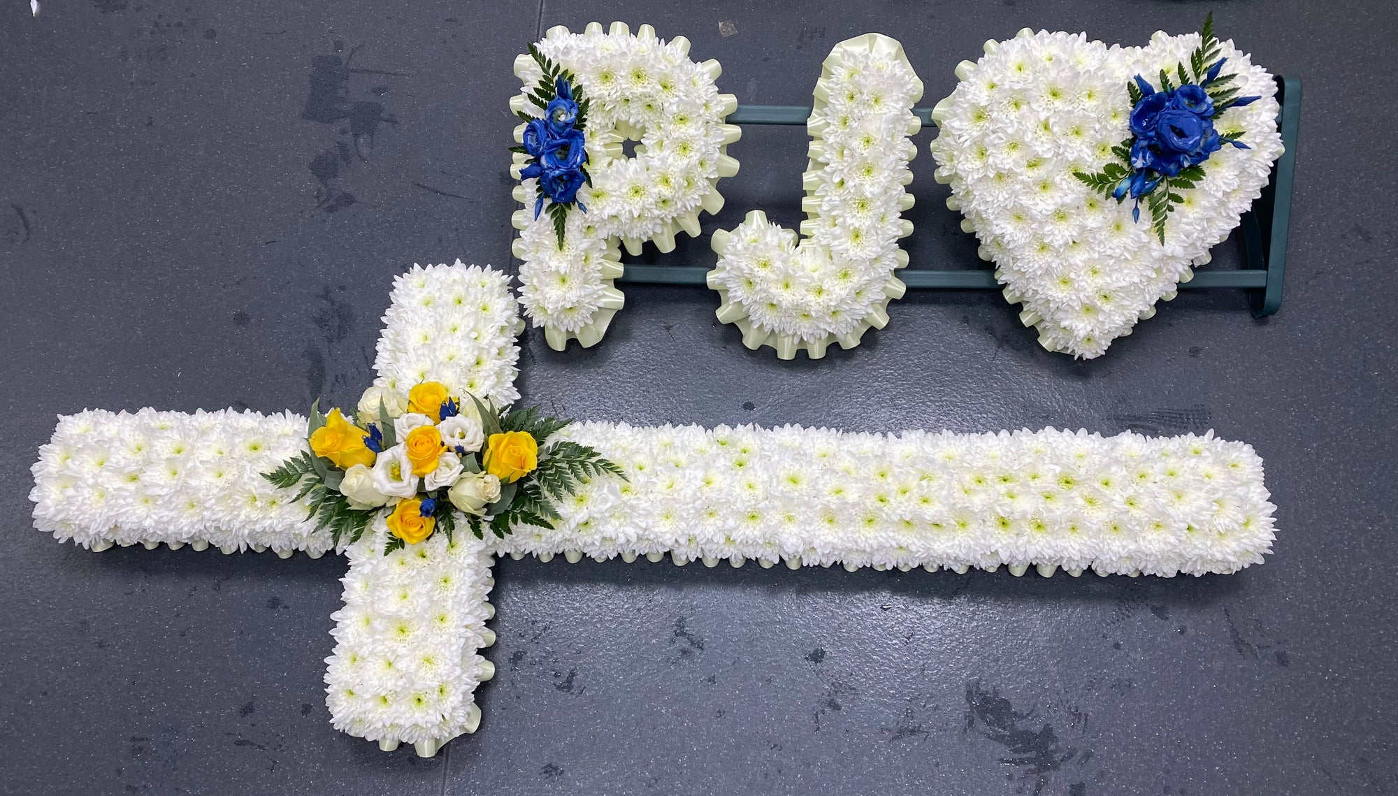 Cross &amp; Lettering