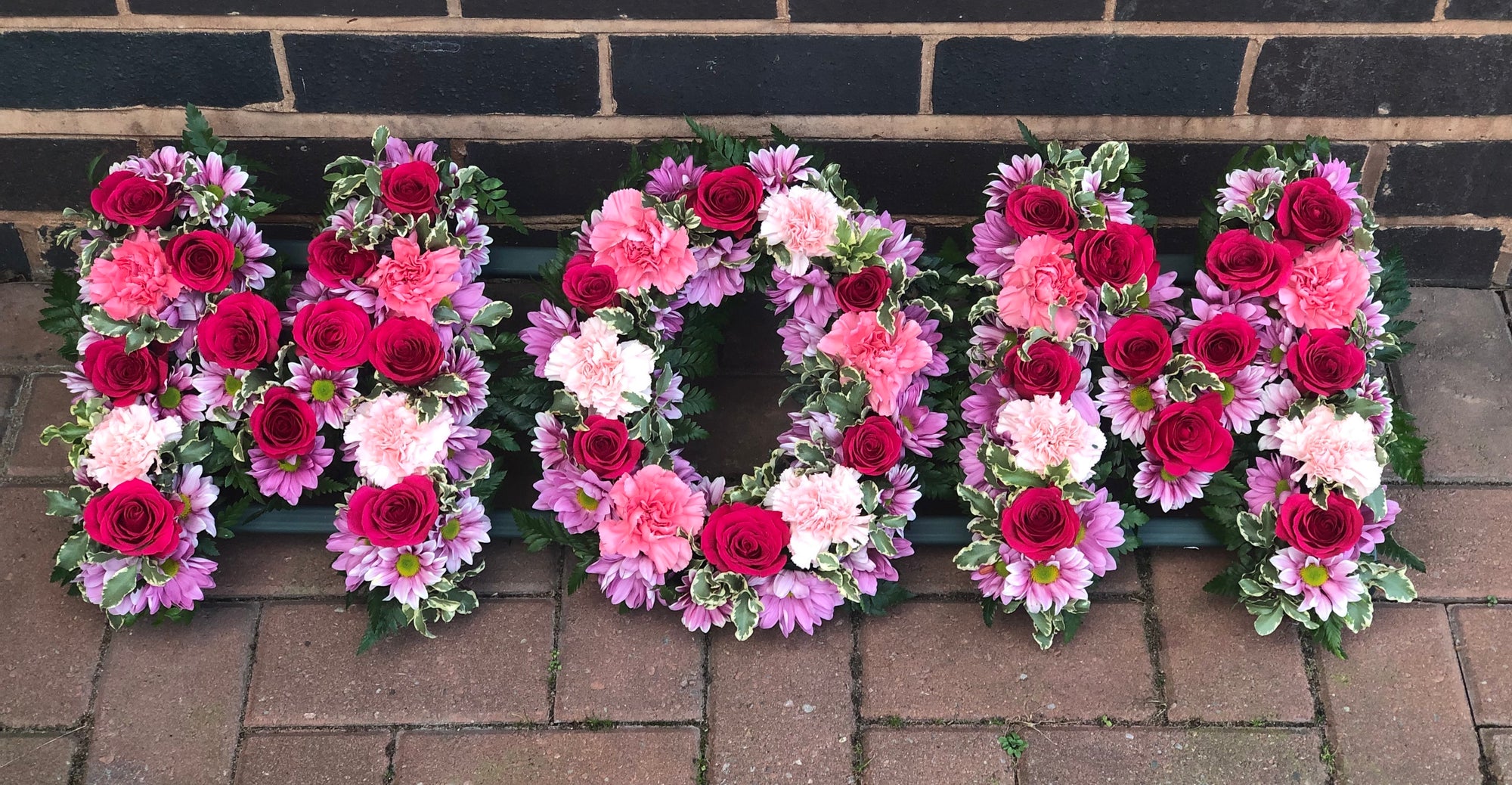 MOM-Mixed Pink Flowers