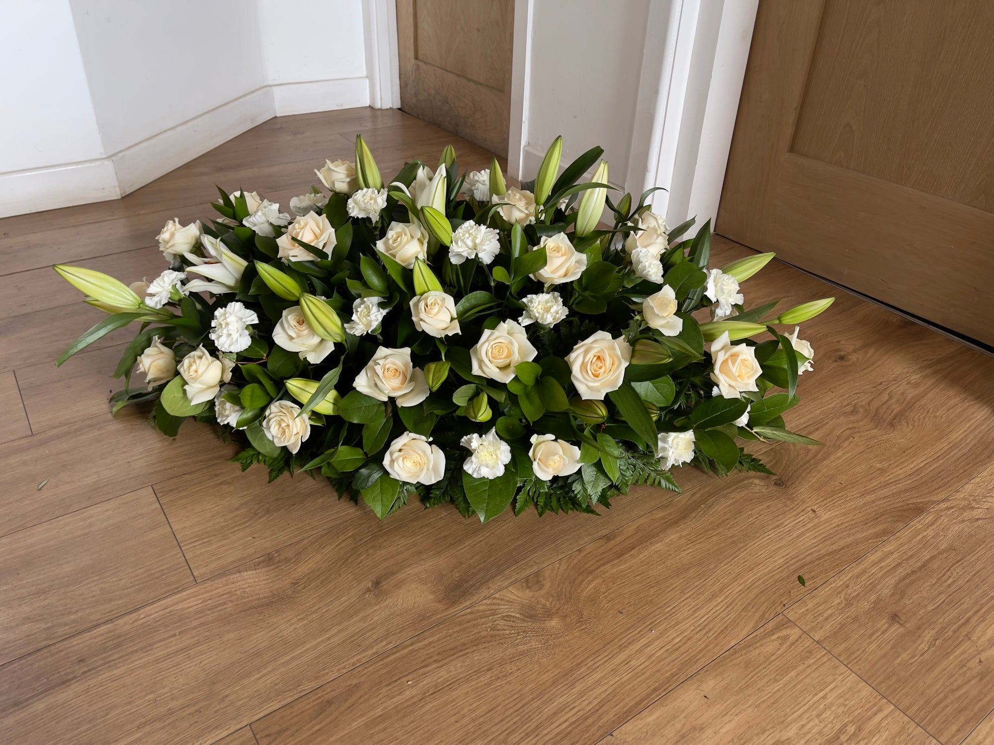 White Rose &amp; Lily Spray